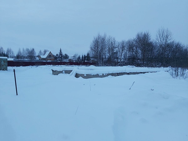 Недостроенный дом (монолитный фундамент) на участке 10 соток в г. Александров, ул. Кленовая,Владимирская область,100 км от МКАД по Ярославскому шоссе или 120 км по Щелковскому шоссе. 