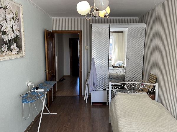 Продается 3-х комнатная квартира в хорошем состоянии в гор. Александров район Гермес, Владимирская область, 100 км от МКАД по Ярославскому шоссе или 130 км от МКАД по Щелковскому шоссе.