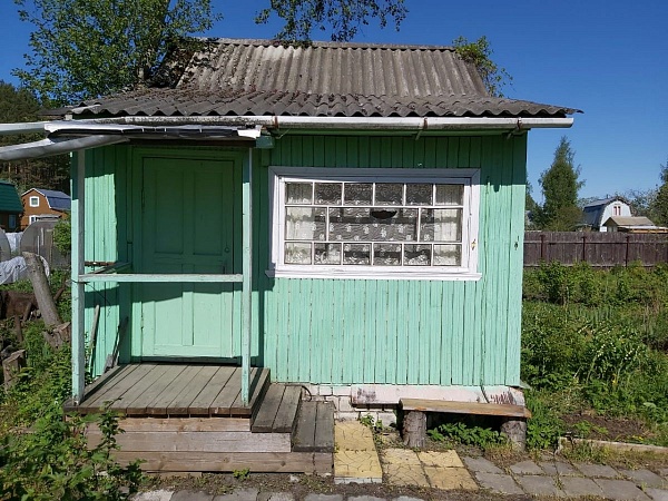 Продается деревянная дача на участке 4 сотки в снт Черемушки-2, гор. Александров, Владимирская область, 110 км от МКАД по Ярославскому шоссе или по Щелковскому шоссе.