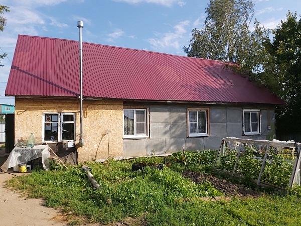 Продается деревянный дом на участке 8 соток в районе 8 маршрута гор. Александров, Владимирская область, 100 км от МКАД по Ярославскому шоссе или 120 км по Щелковскому шоссе