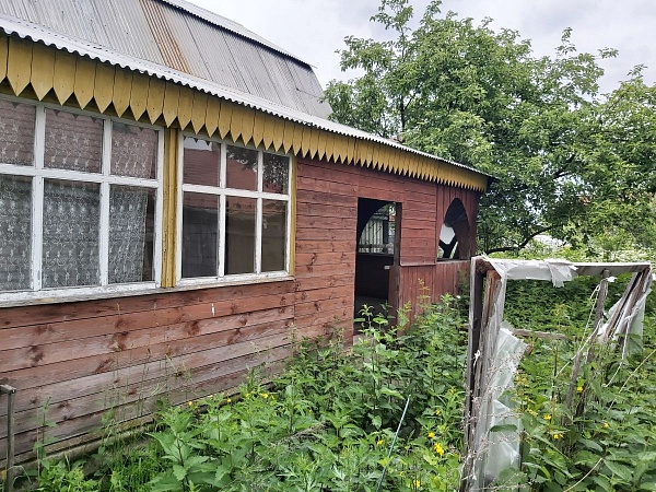 Продается часть дома  на участке 8,8 соток в д. Климово, Киржачский район, Владимирская область, 130 км от МКАД по Ярославскому или Щелковскому шоссе.